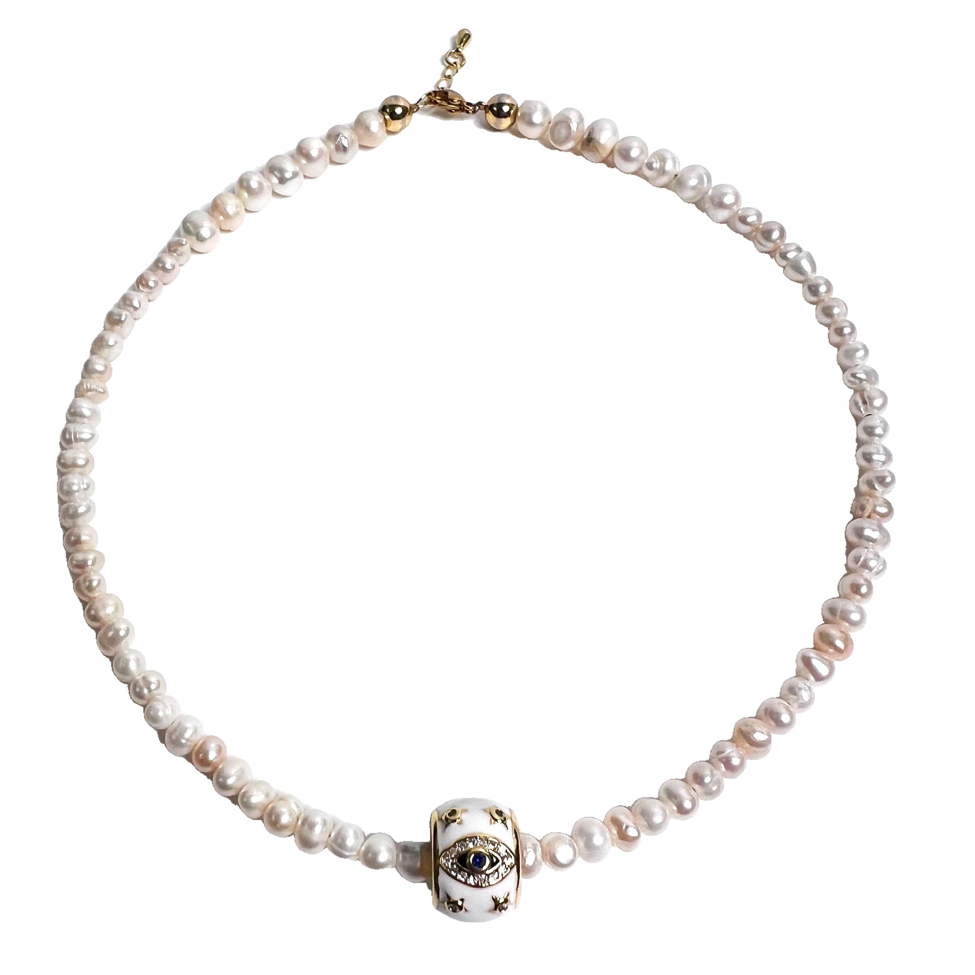 Eye Disc pearls Necklace