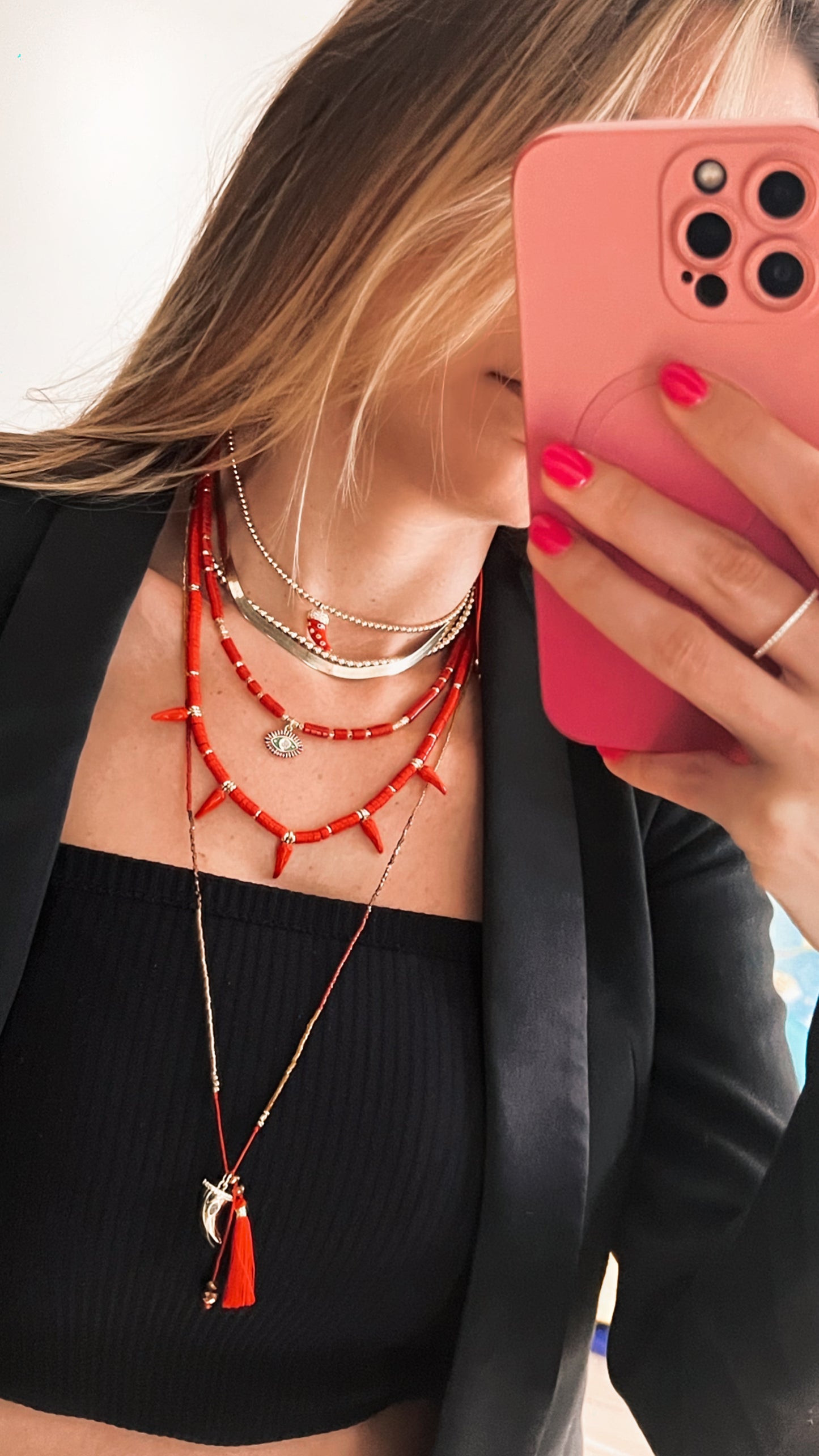 Necklace Red Horn