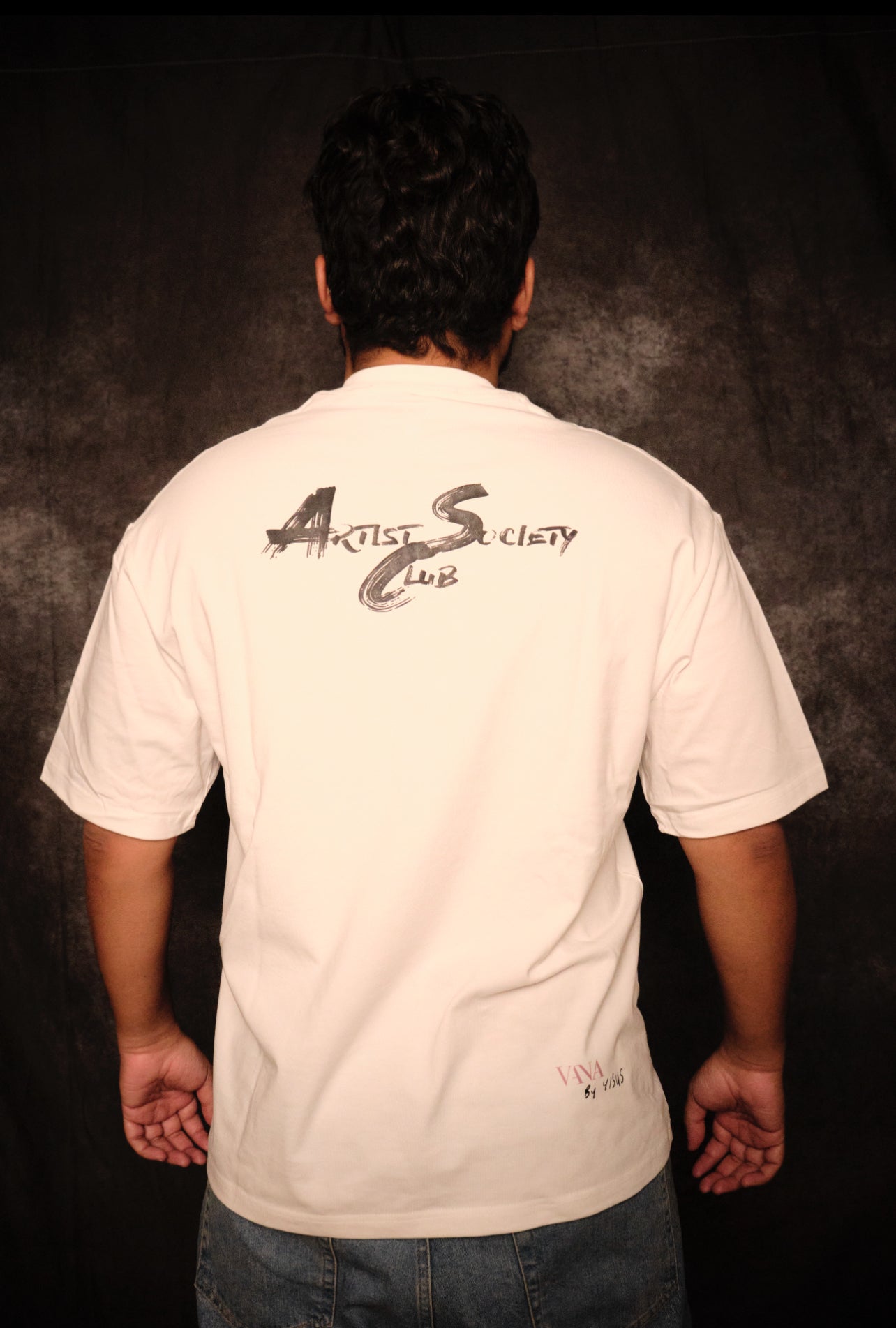 I’m an Artist Oversized T-Shirt