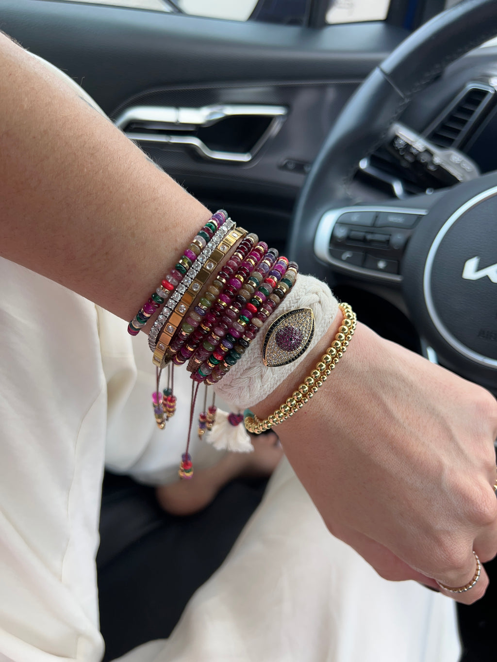 Ribbon Eye Bracelet