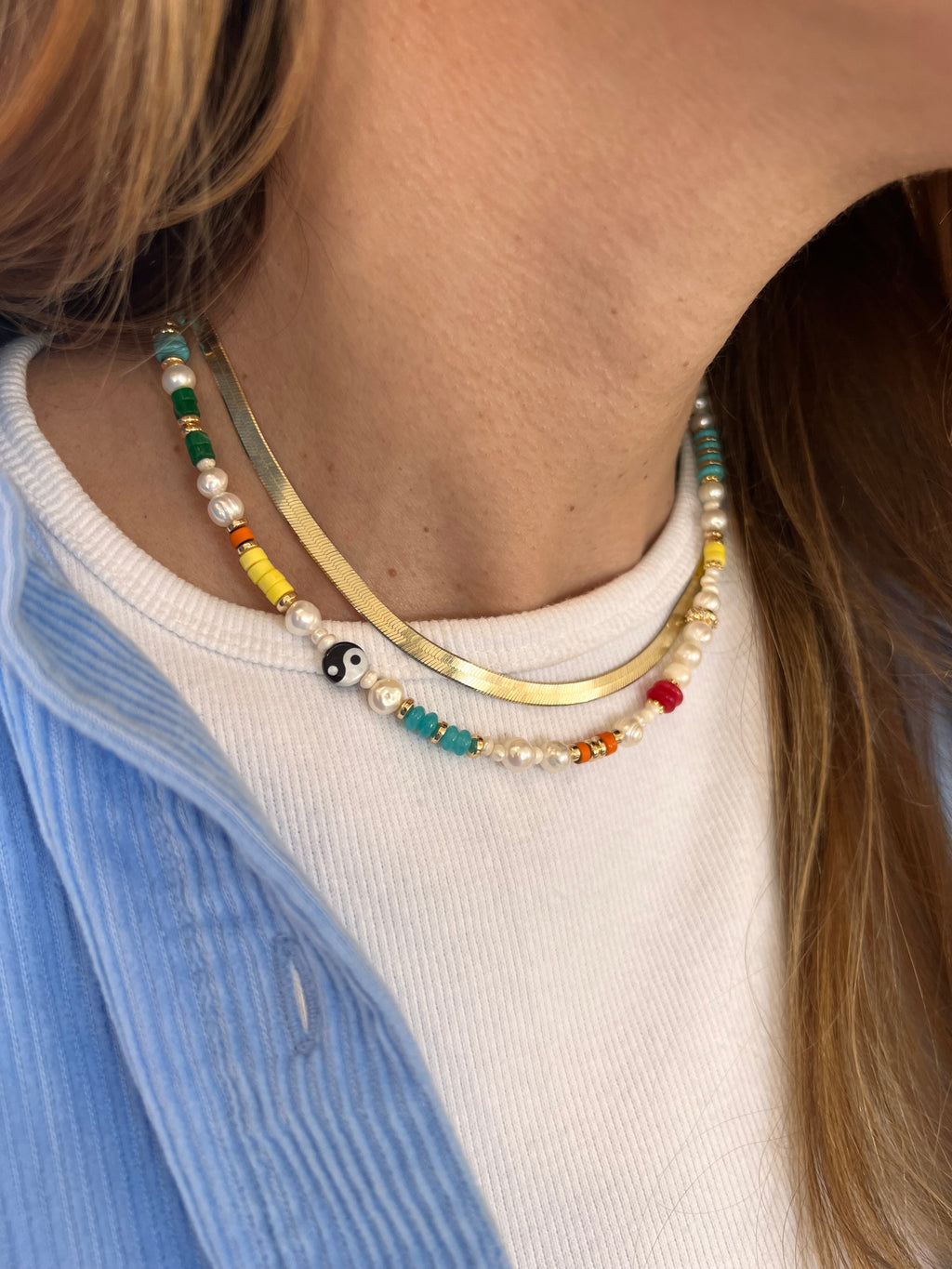 Colors pearls choker