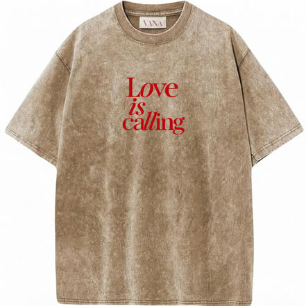 Love is Calling Oversized T-shirt