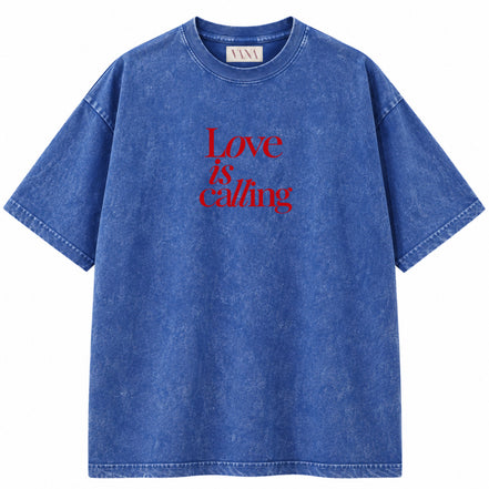 Love is Calling Oversized T-shirt