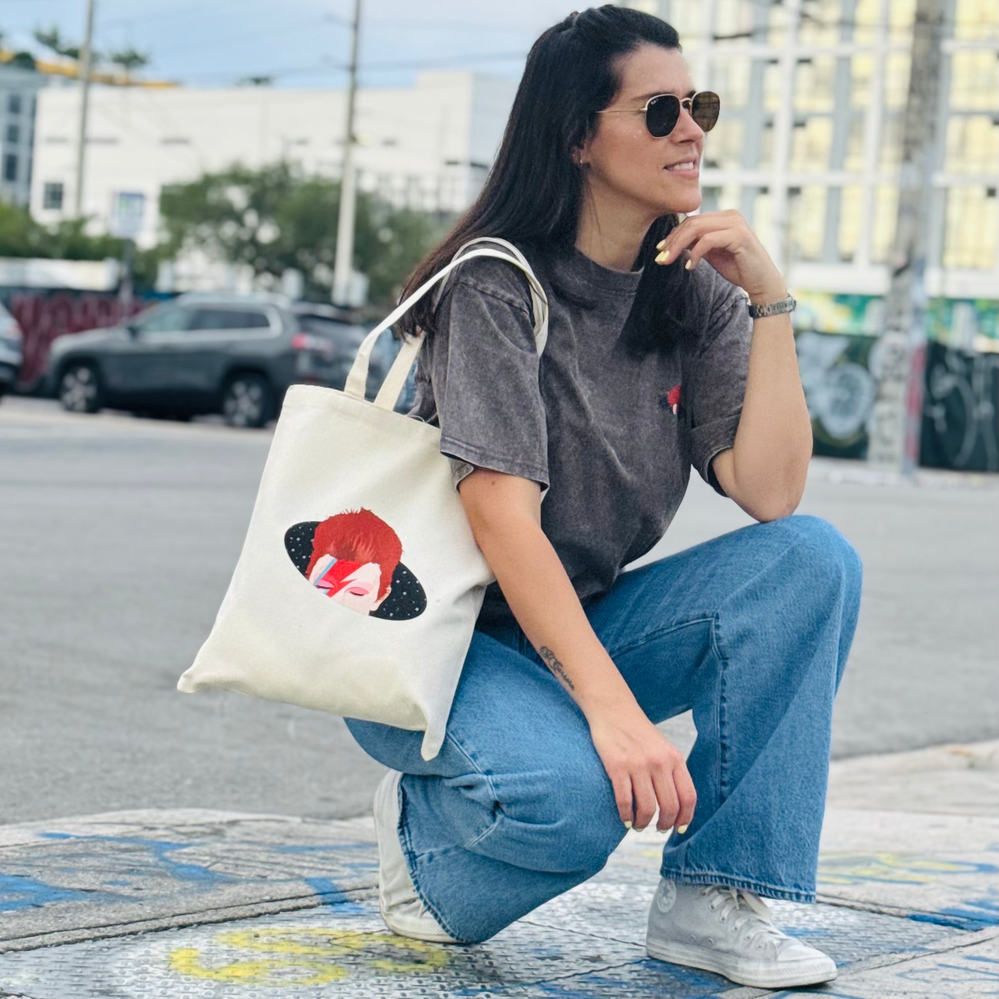 Bowie Tote bags